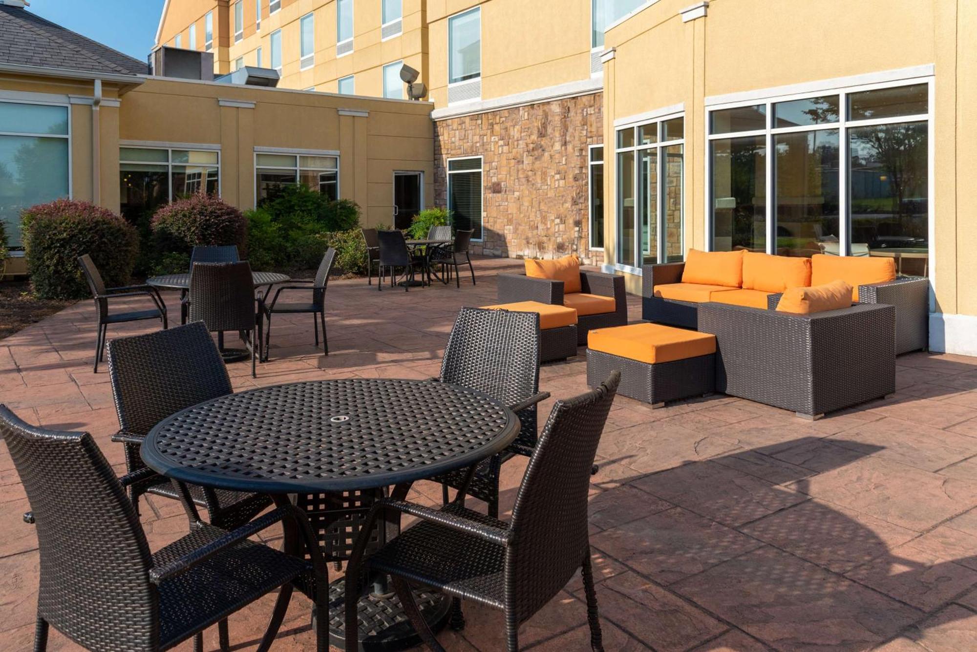 Hilton Garden Inn Норт-Литл-Рок Экстерьер фото
